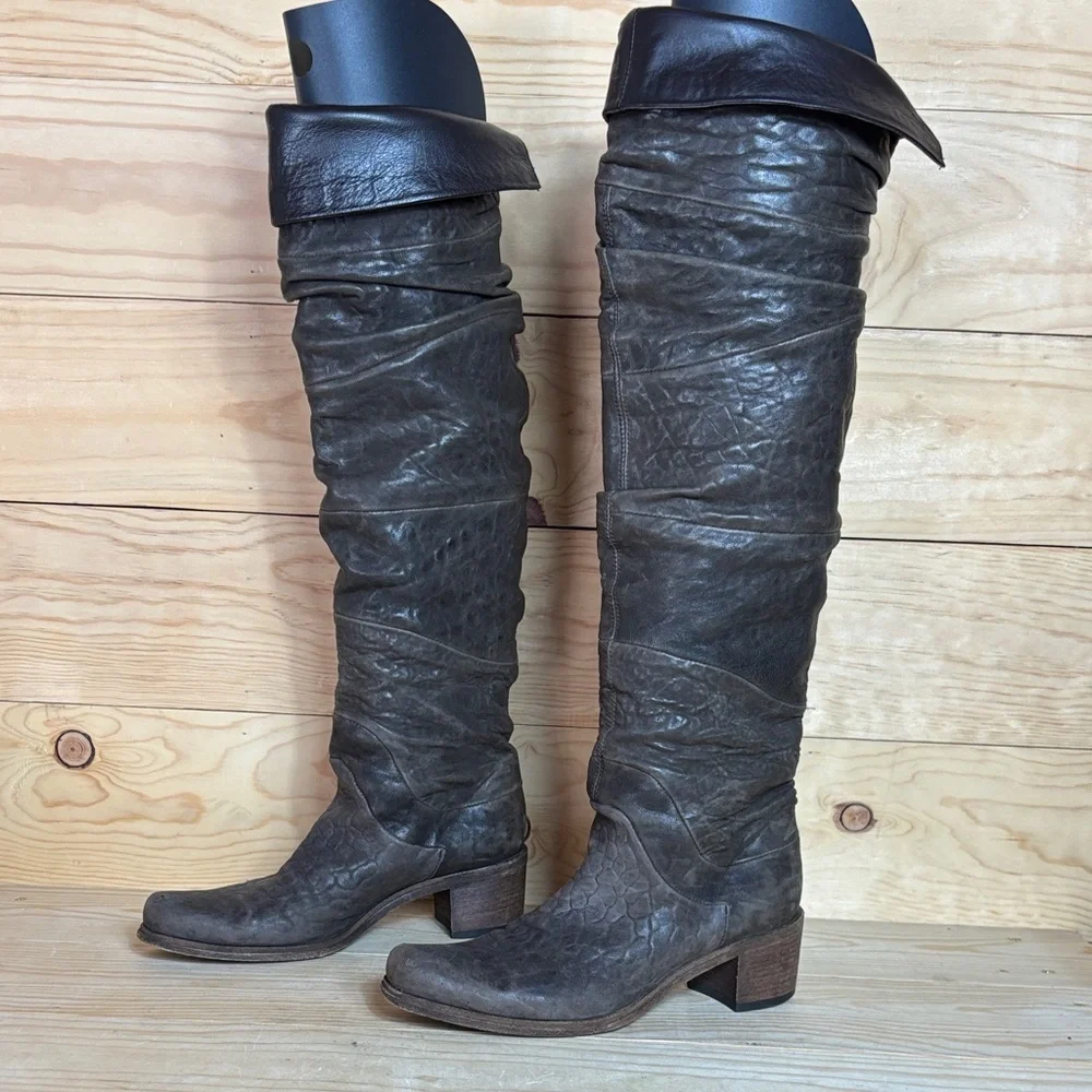 Vic Matie Women's Tall‎ knee high Leather Brown Boots
